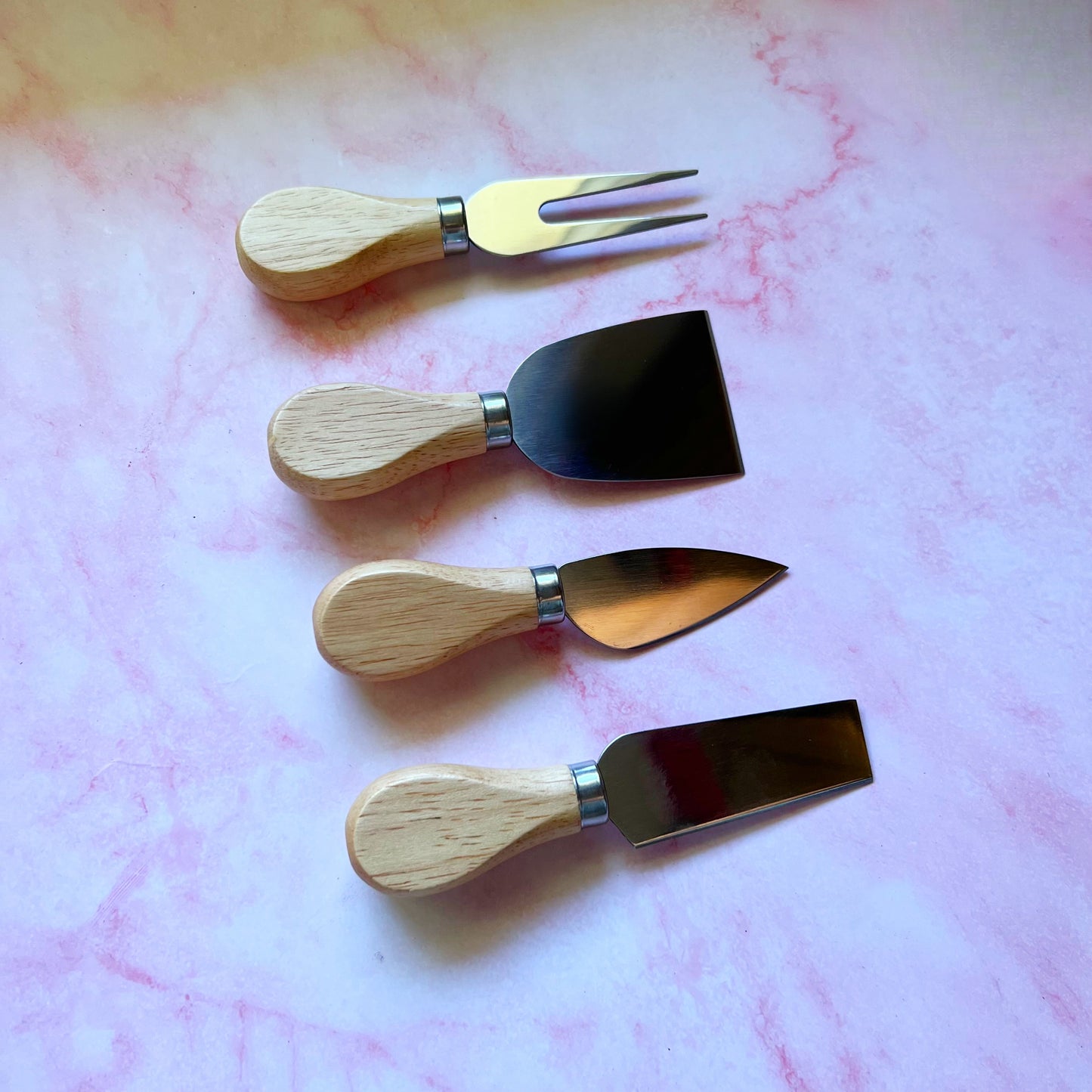 4 Piece Cheese Knife Set